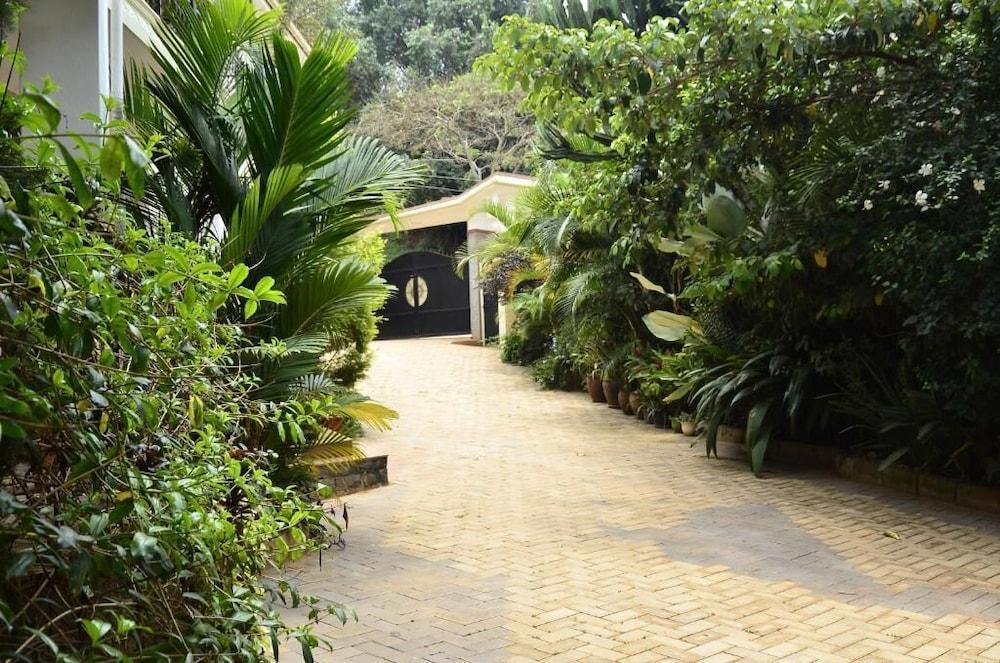 Kizungu Inn
