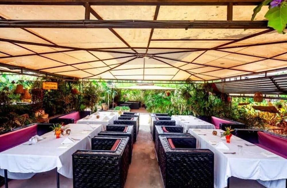 African Tribe Hotel