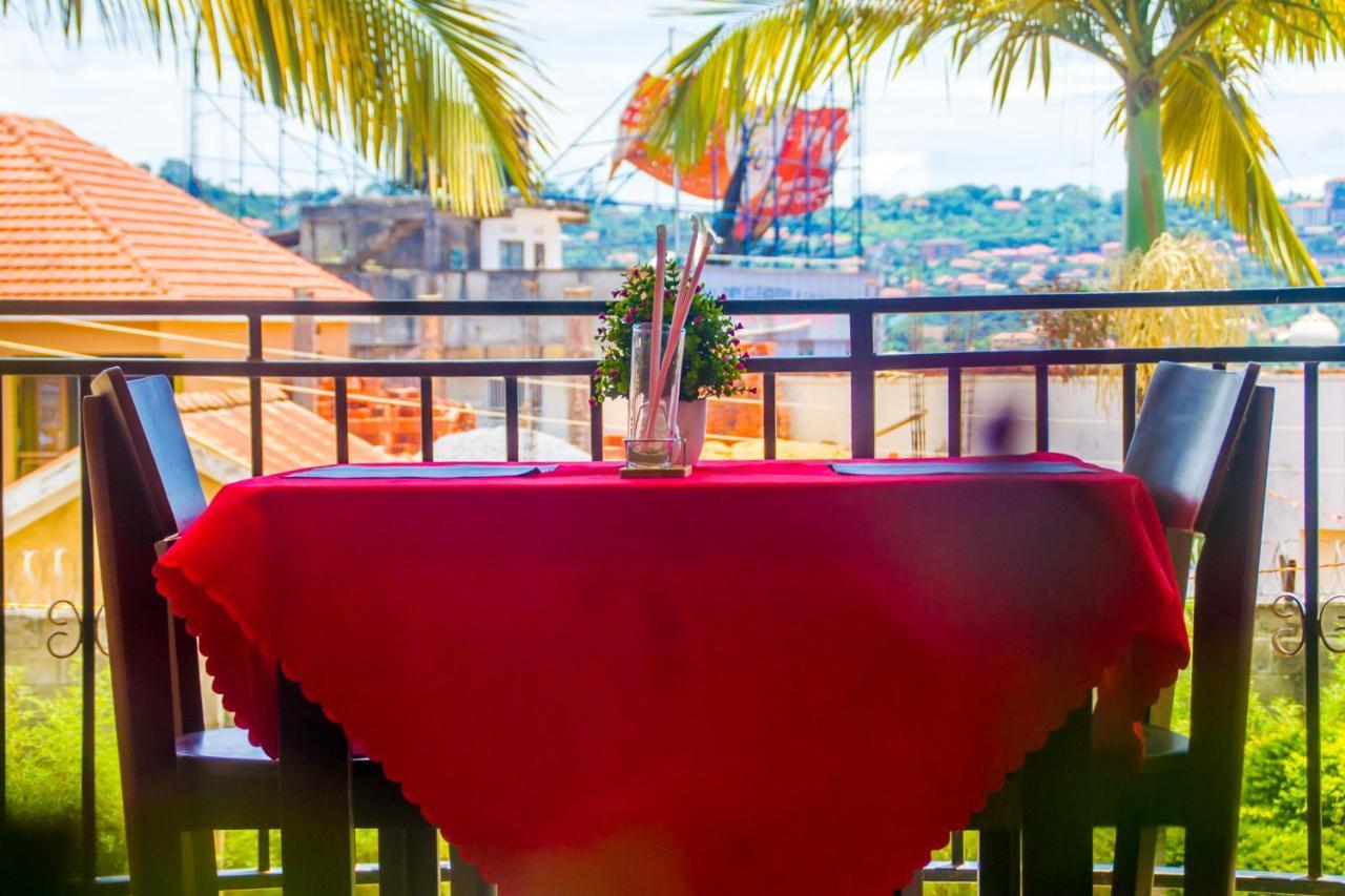 Redsea Hotel