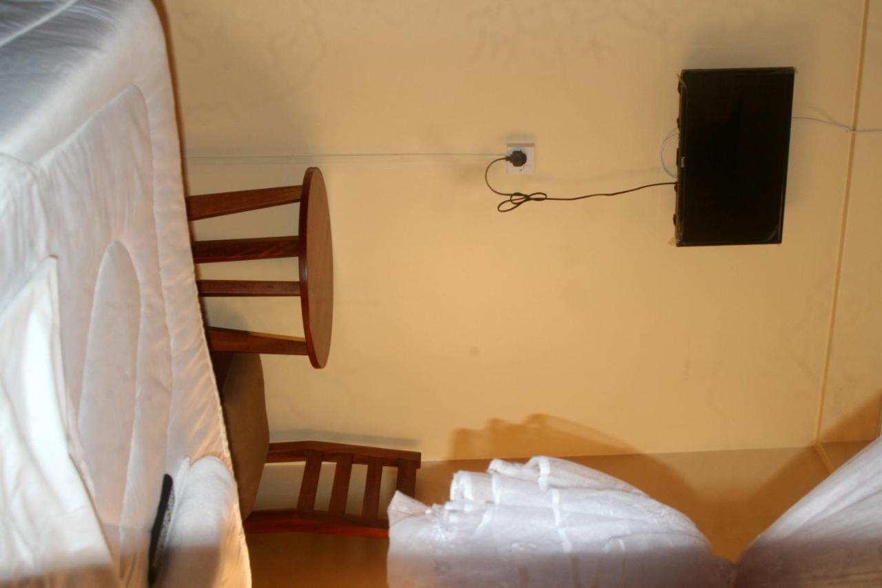 Redsea Hotel