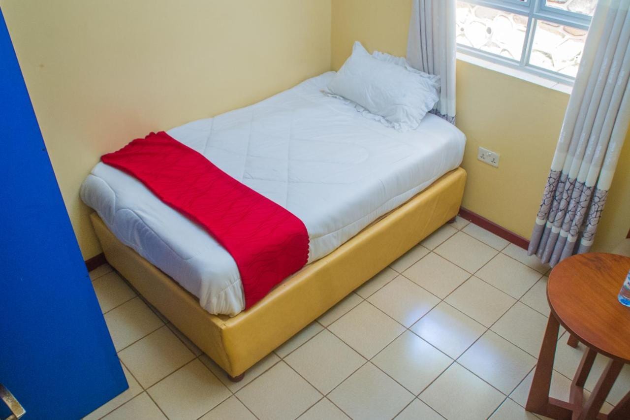 Redsea Hotel