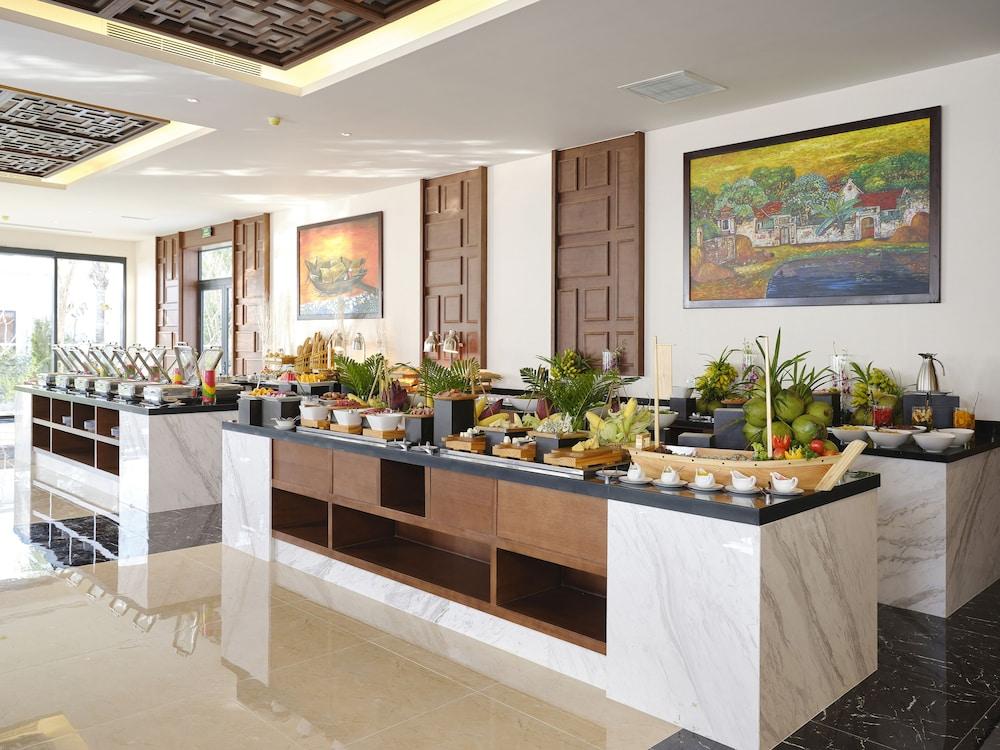 Selectum Noa Resort Cam Ranh