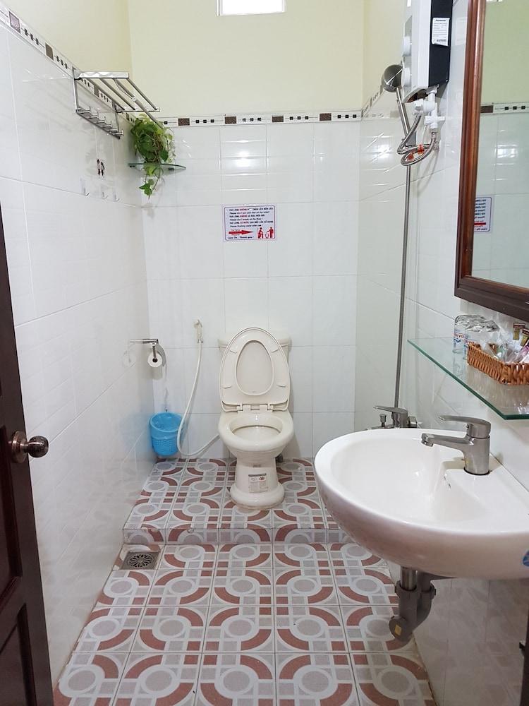 Hostel Dang Loi
