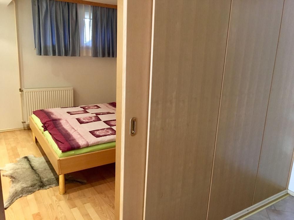 Glamping Houses J-Max