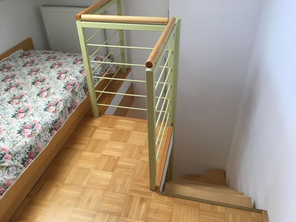 Glamping Houses J-Max