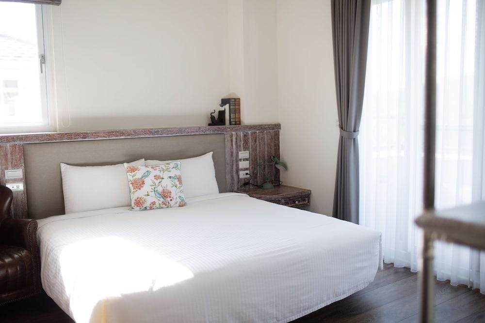 R&J Guest House