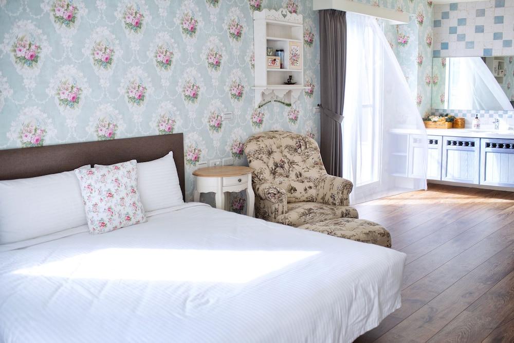 R&J Guest House