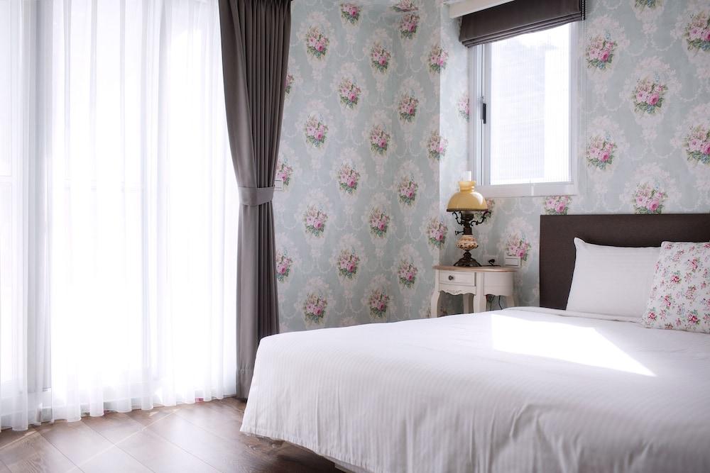 R&J Guest House