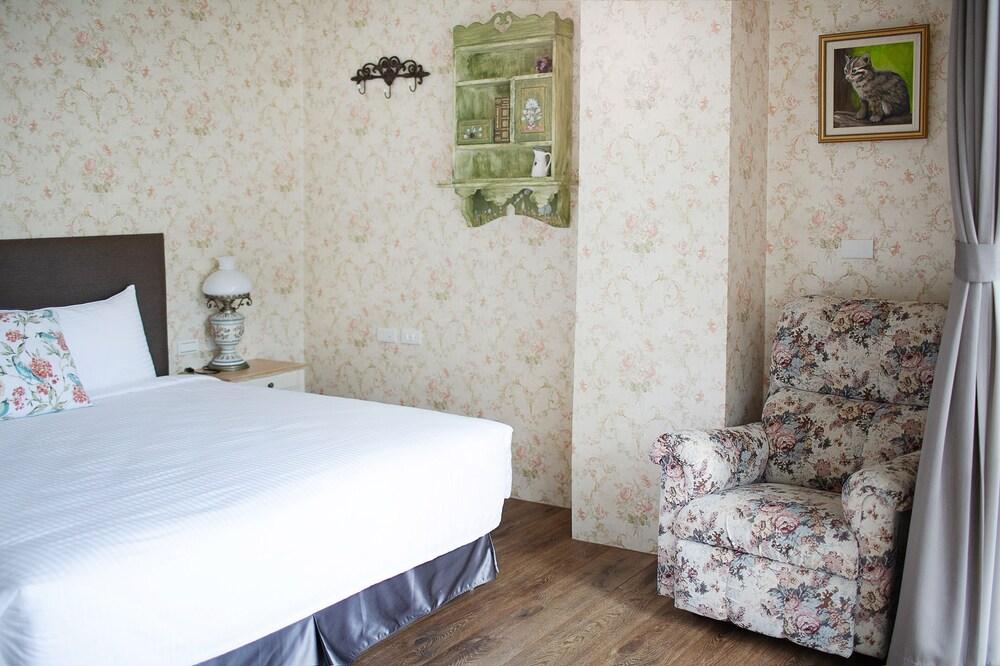 R&J Guest House