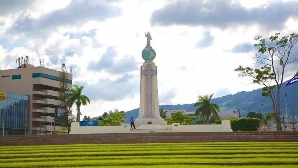 7Hotel El Salvador