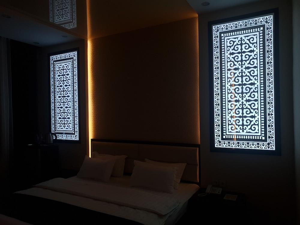 Safir Hotel