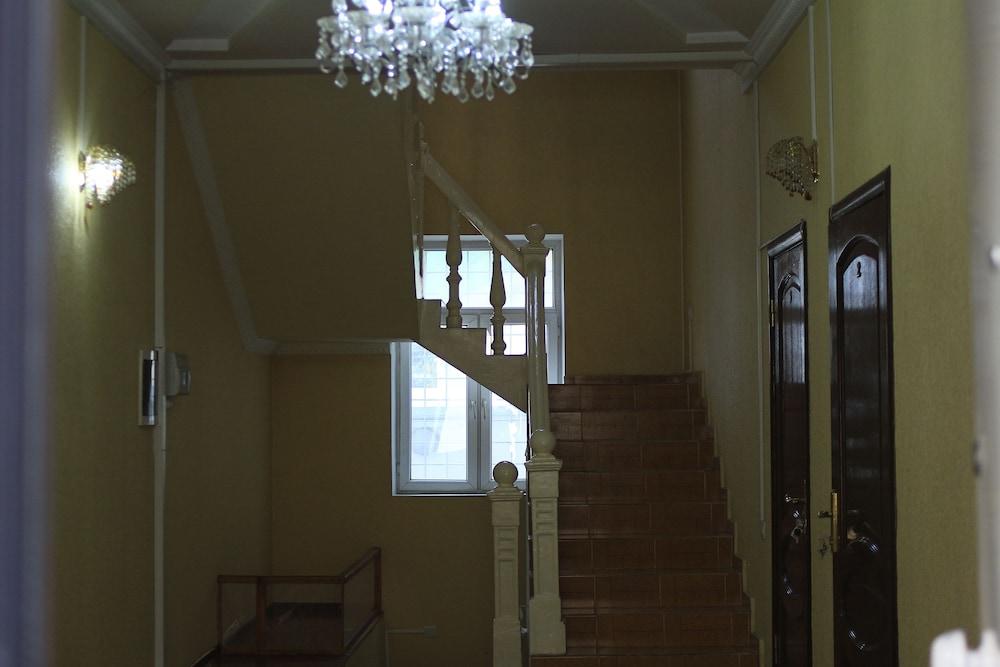 Life Hotel