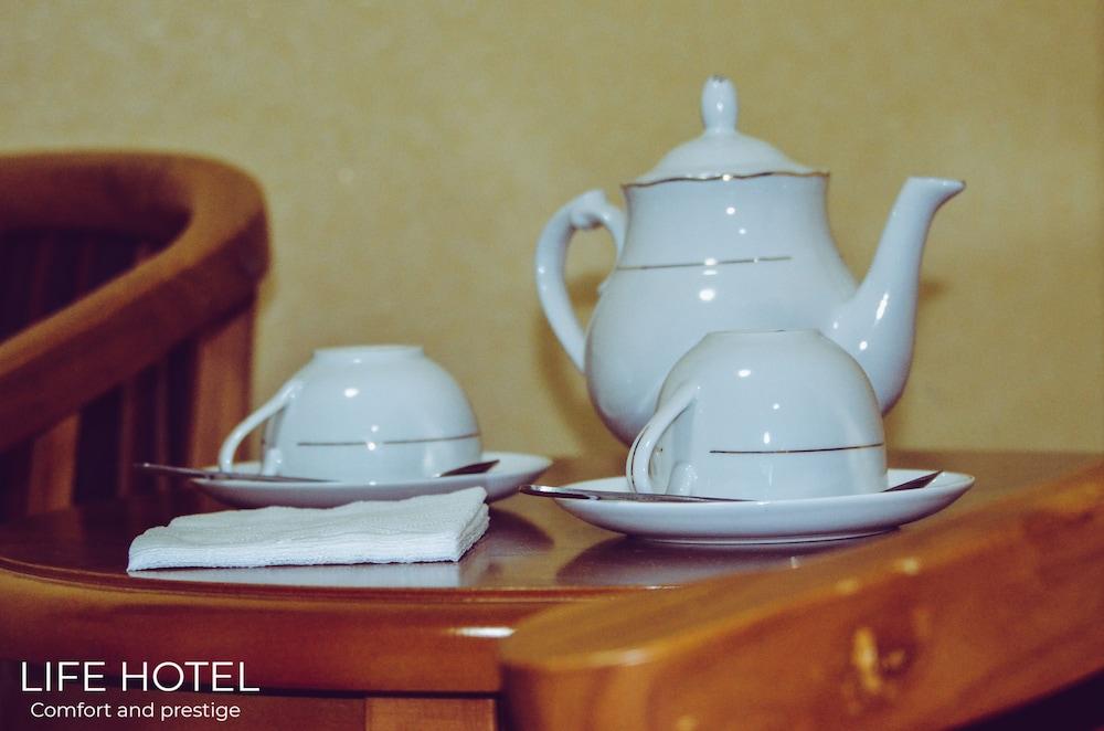 Life Hotel