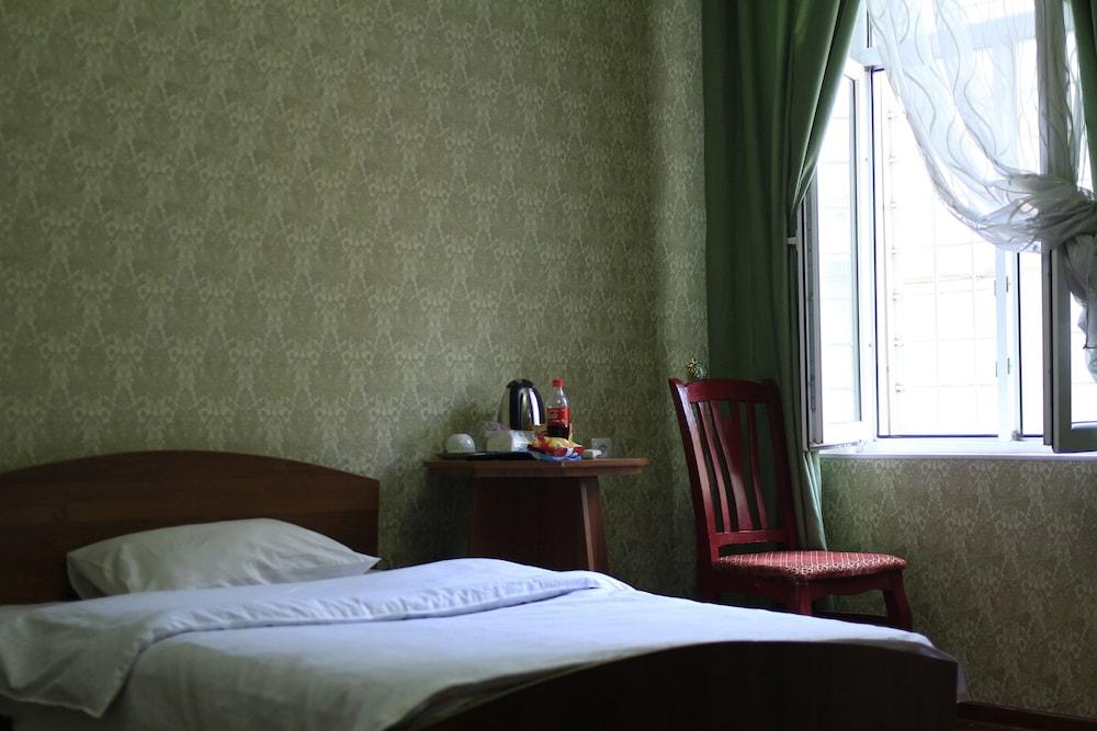 Life Hotel