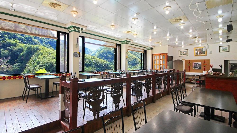 Xanadu Hostel