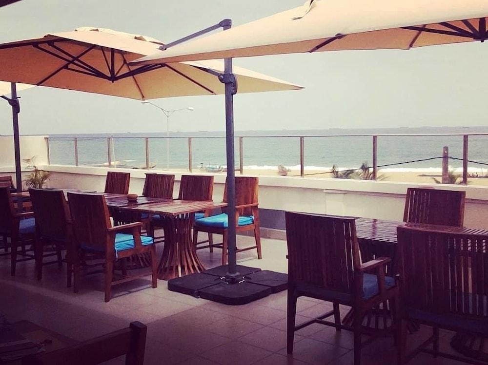 Hotel Seaside
