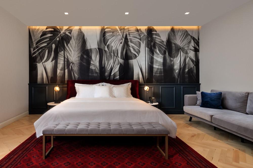 Arte Botique Hotel