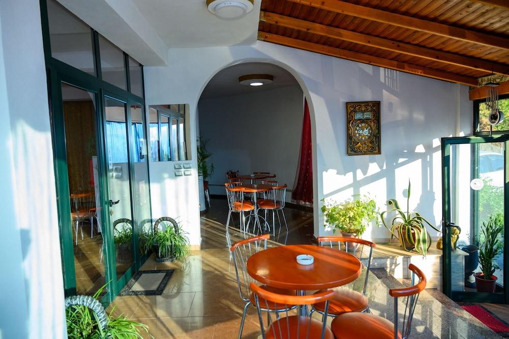 Hotel Joni Restaurant