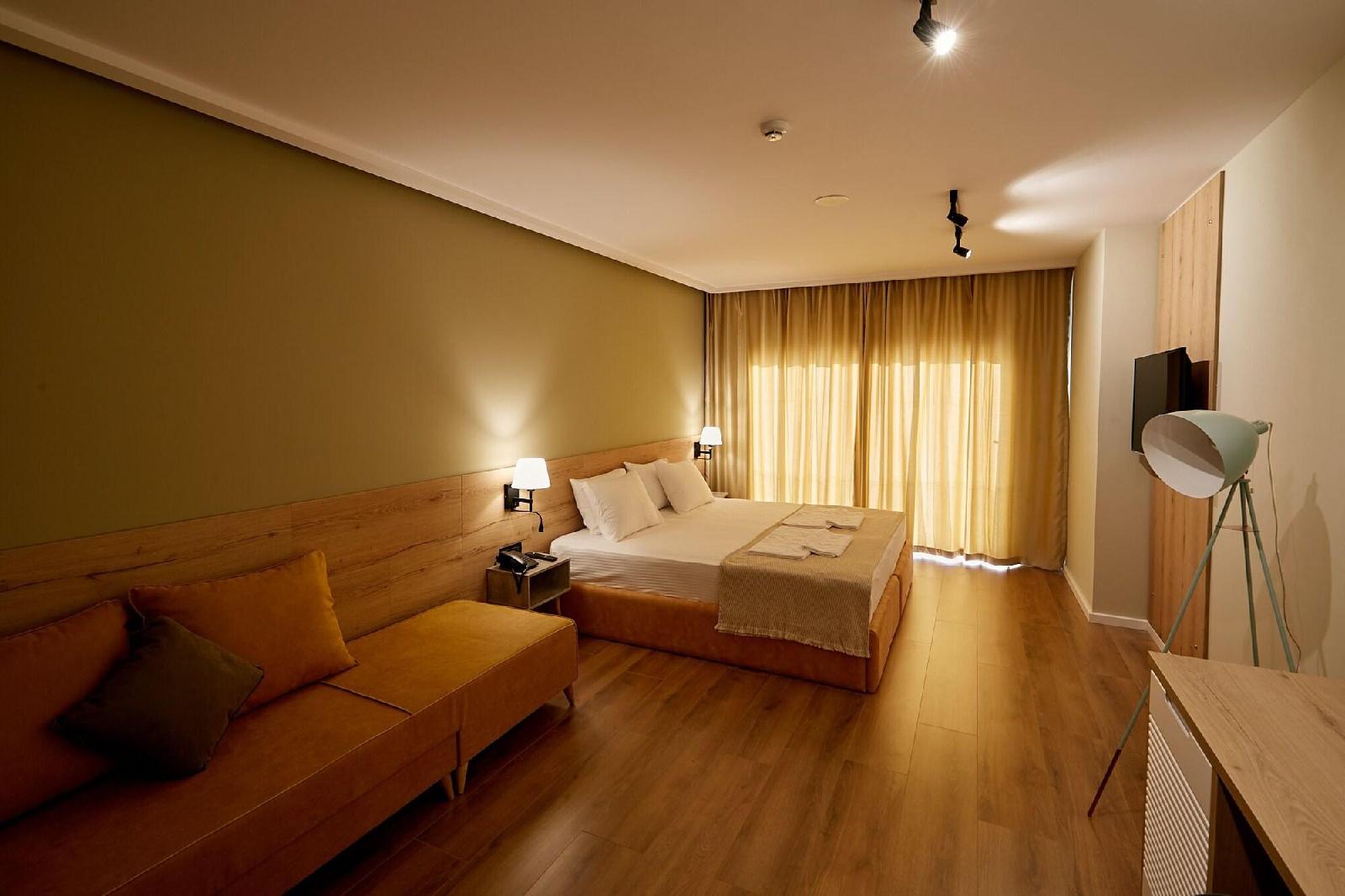 Eter Hotel
