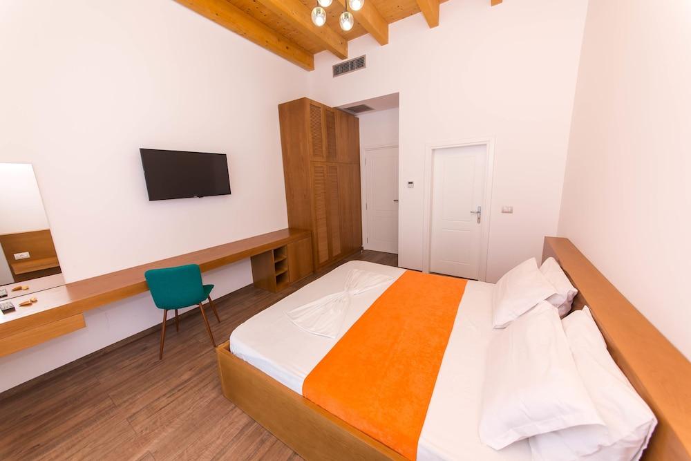 Hildon Eco Hotel