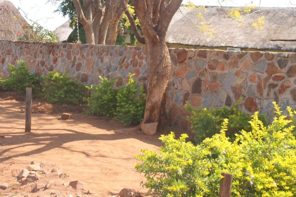 Ntshe River Lodge