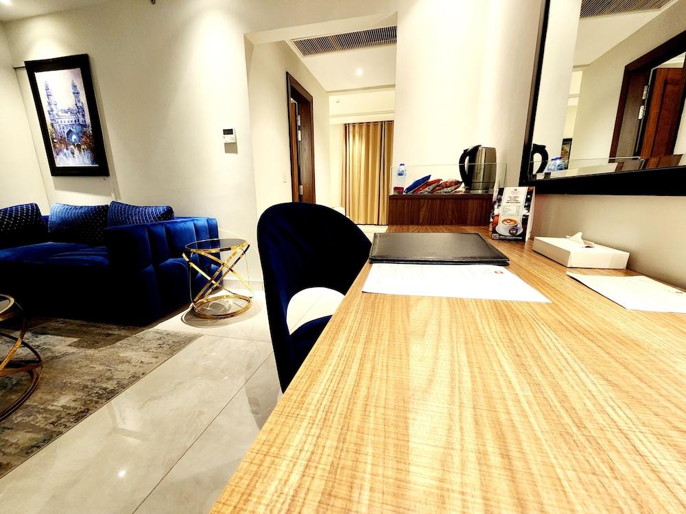 Best Western Premier Hotel Gulberg Lahore