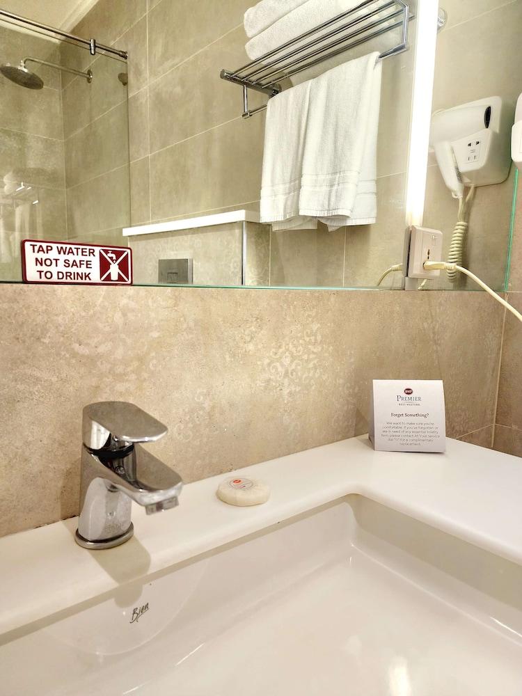 Best Western Premier Hotel Gulberg Lahore