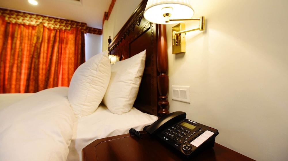 Viridi Hotels