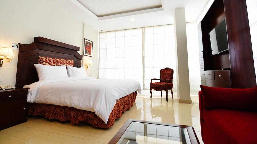 Viridi Hotels
