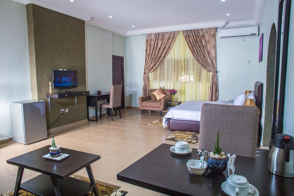 Twenty Hotel