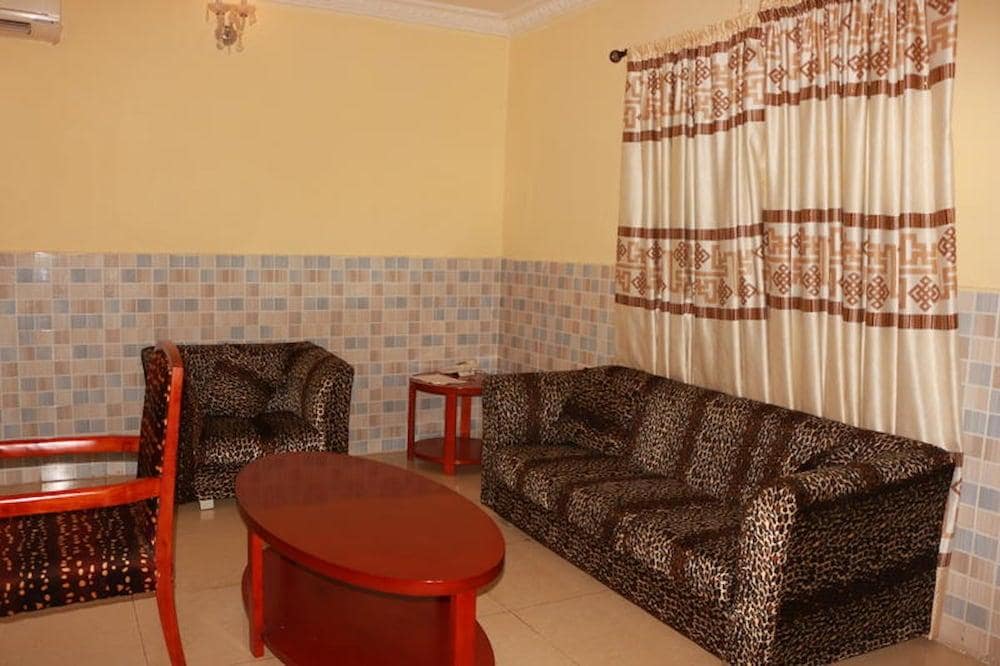 Carlcon Hotels