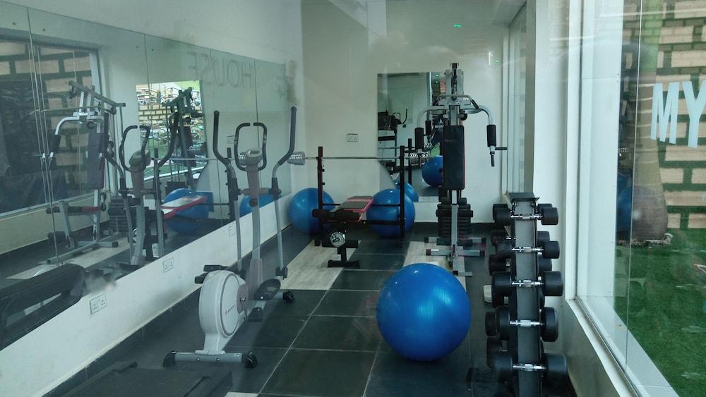 Hard Break Hotel And Suite