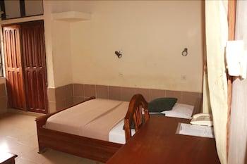 Liz Ani Hotels
