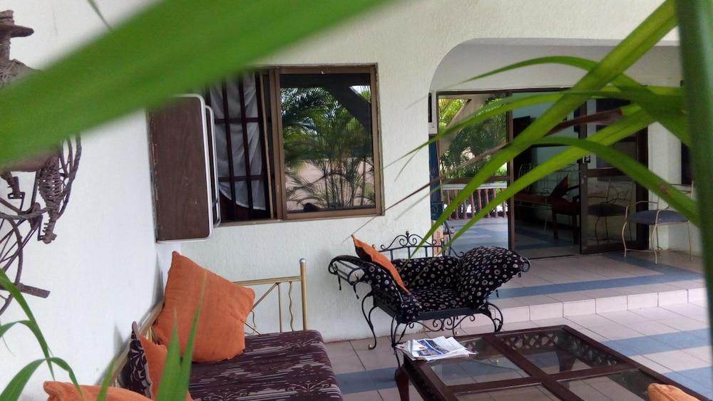 Pride Garden Hotel
