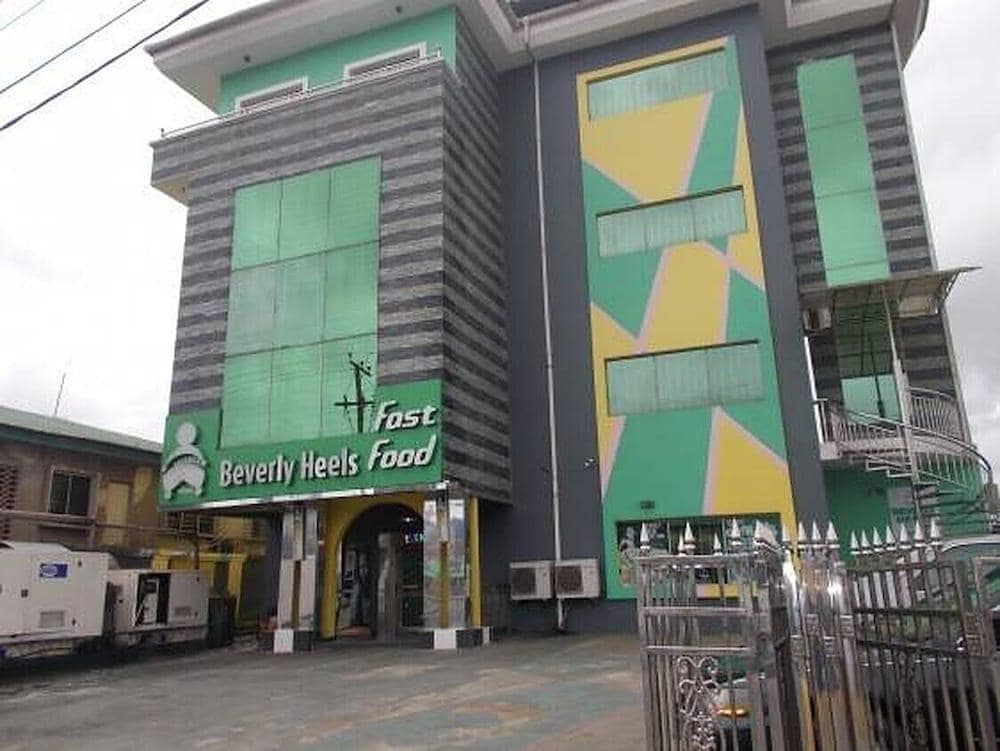 Beverly Heels Hotel