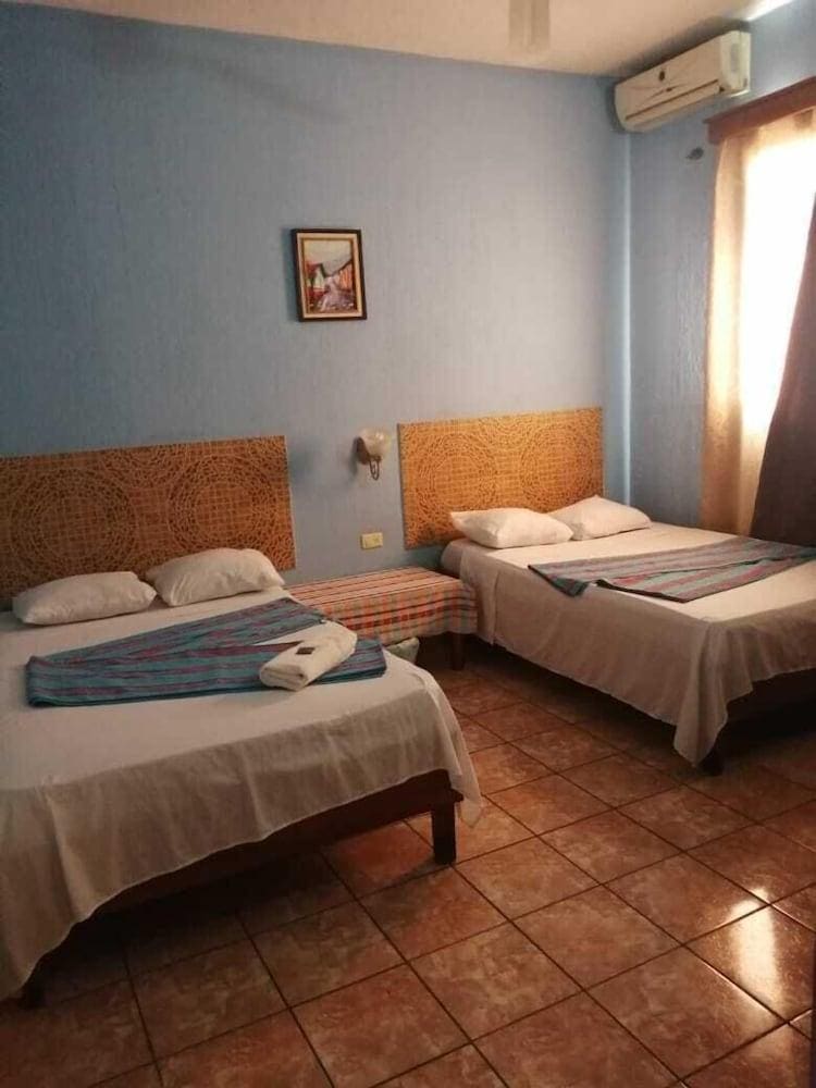 Hotel La Estancia