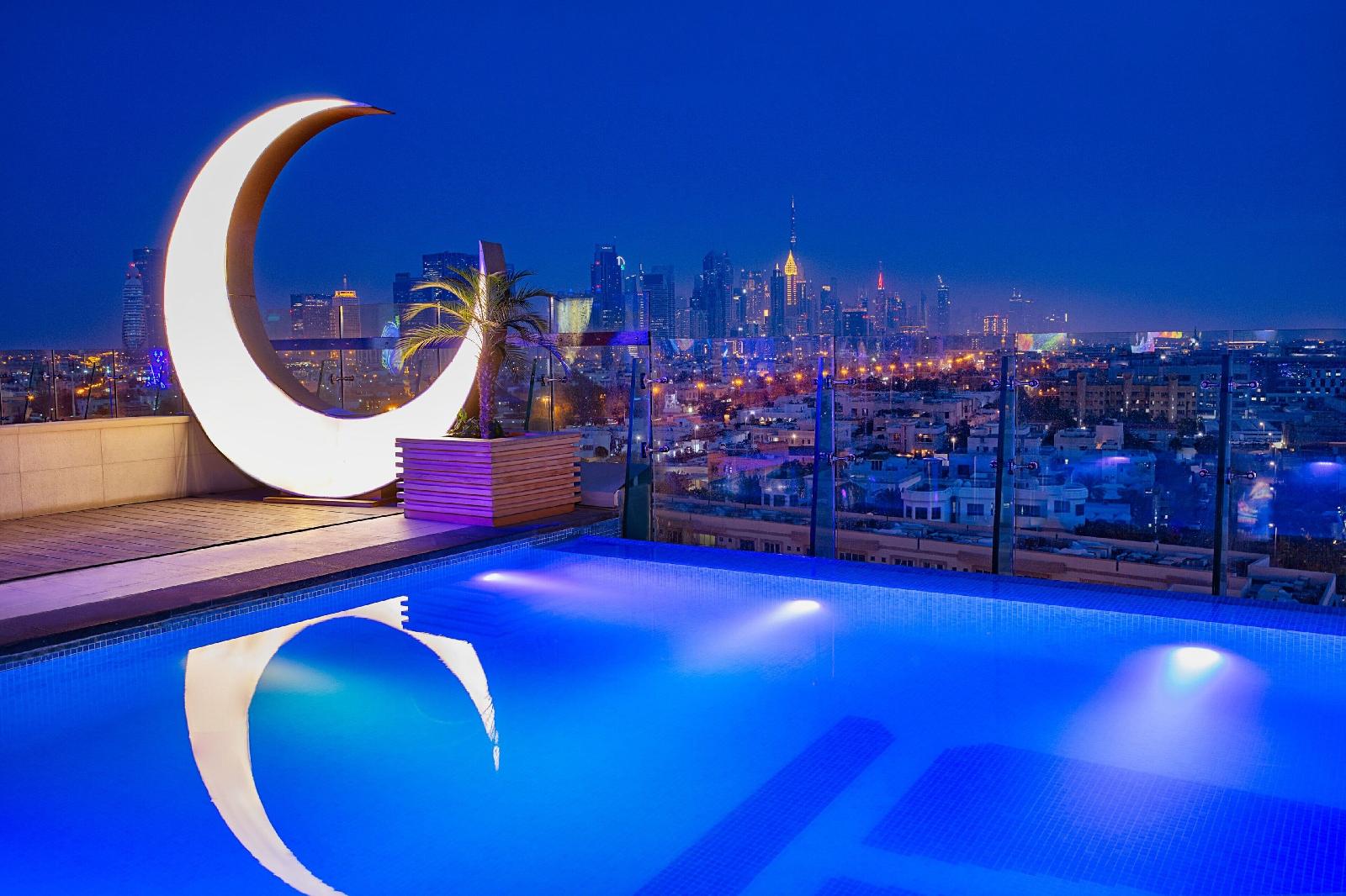 Element Al Mina, Dubai