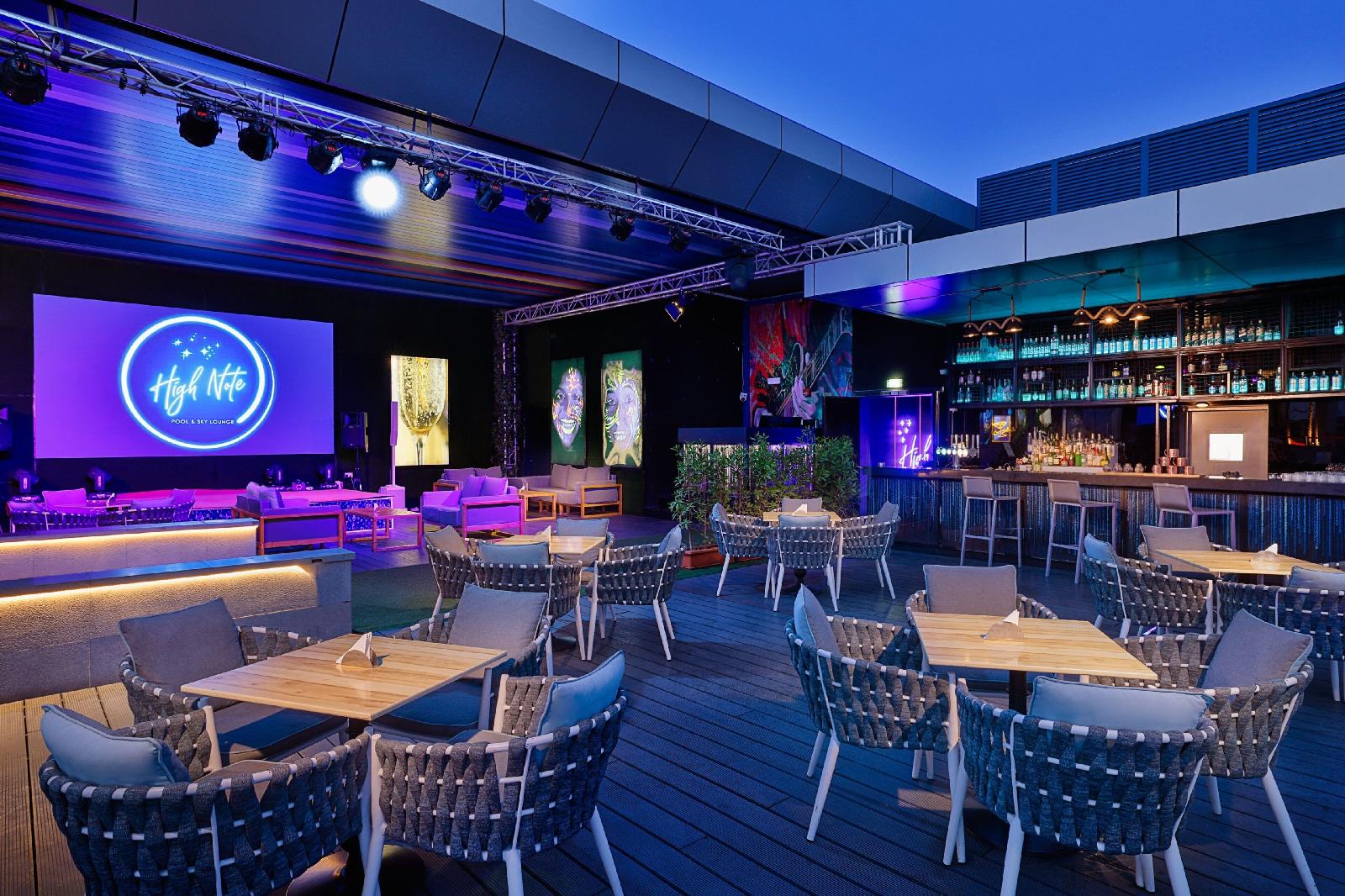 Element Al Mina, Dubai