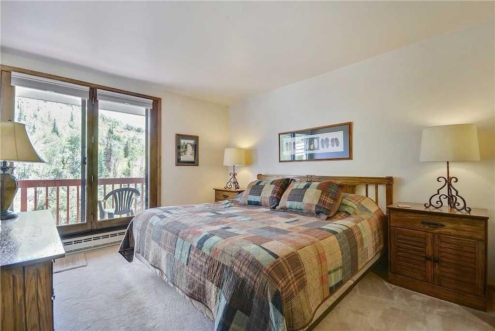 Storm Meadows Townhomes