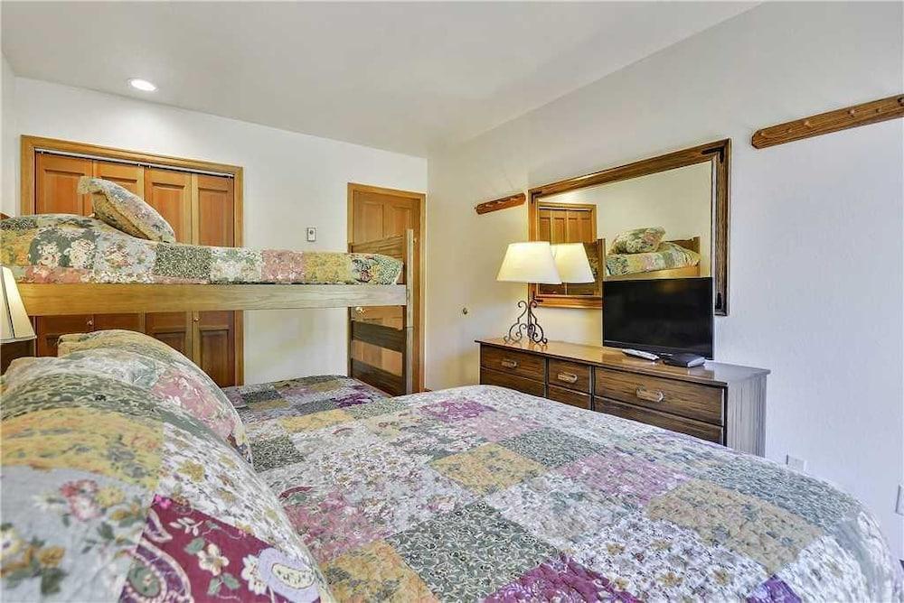 Storm Meadows Townhomes
