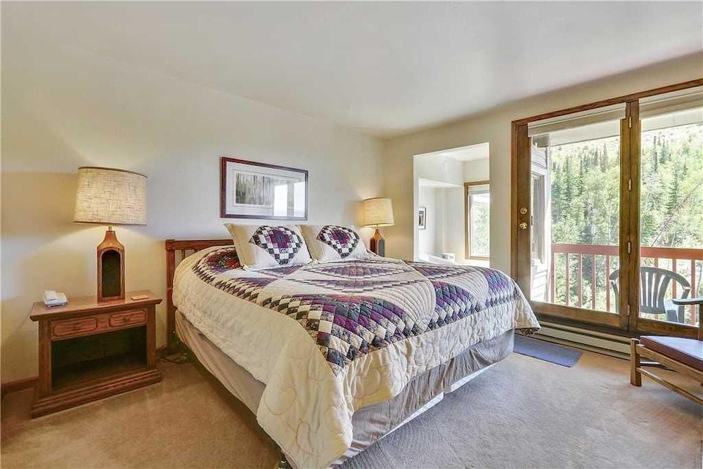 Storm Meadows Townhomes