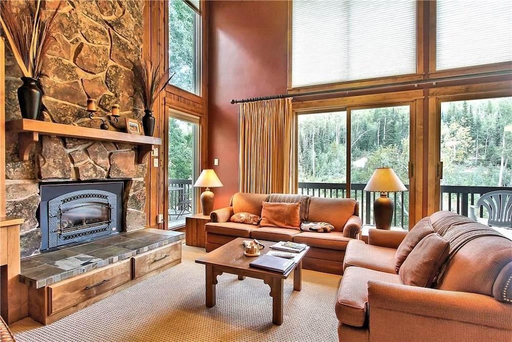 Storm Meadows Townhomes