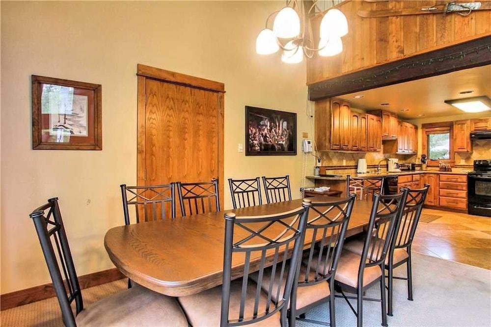 Storm Meadows Townhomes