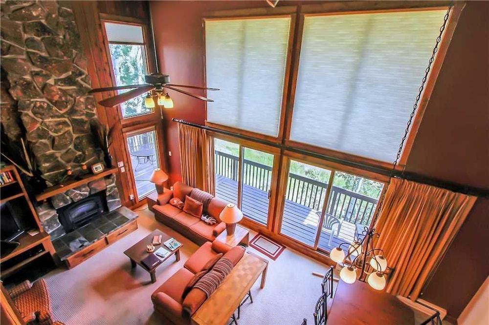 Storm Meadows Townhomes