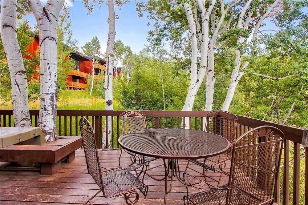 Storm Meadows Townhomes