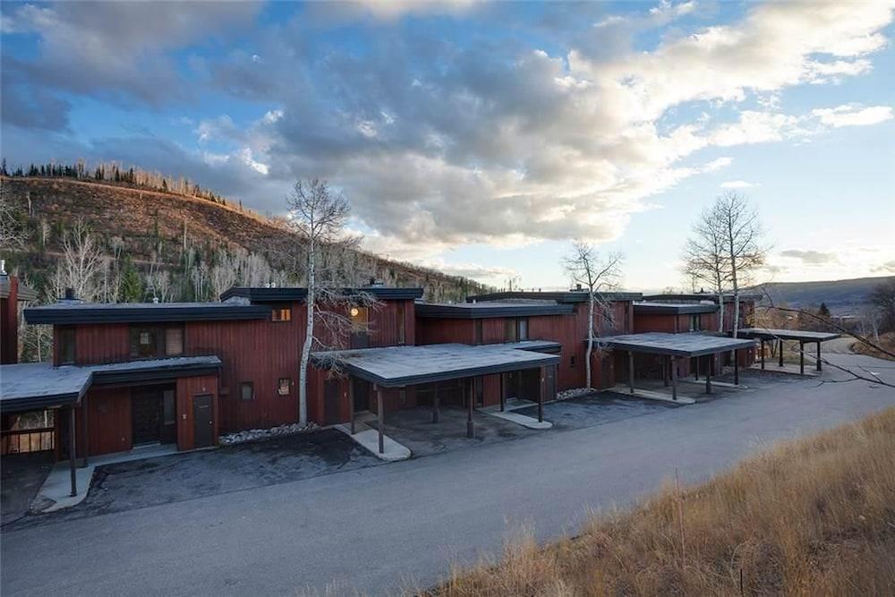 Storm Meadows Townhomes