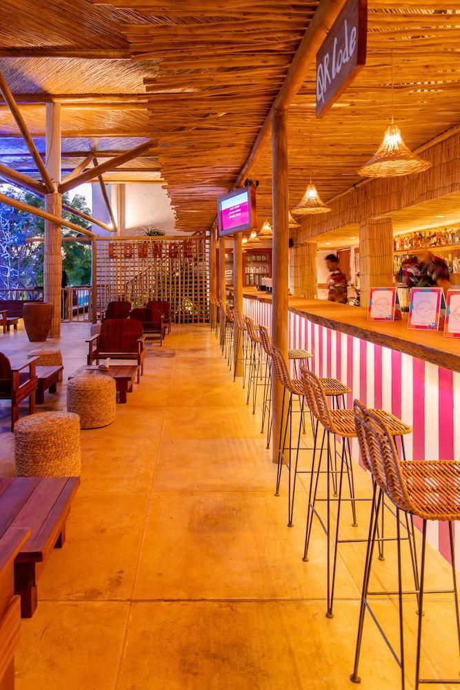 Cafe Jeri Hotel