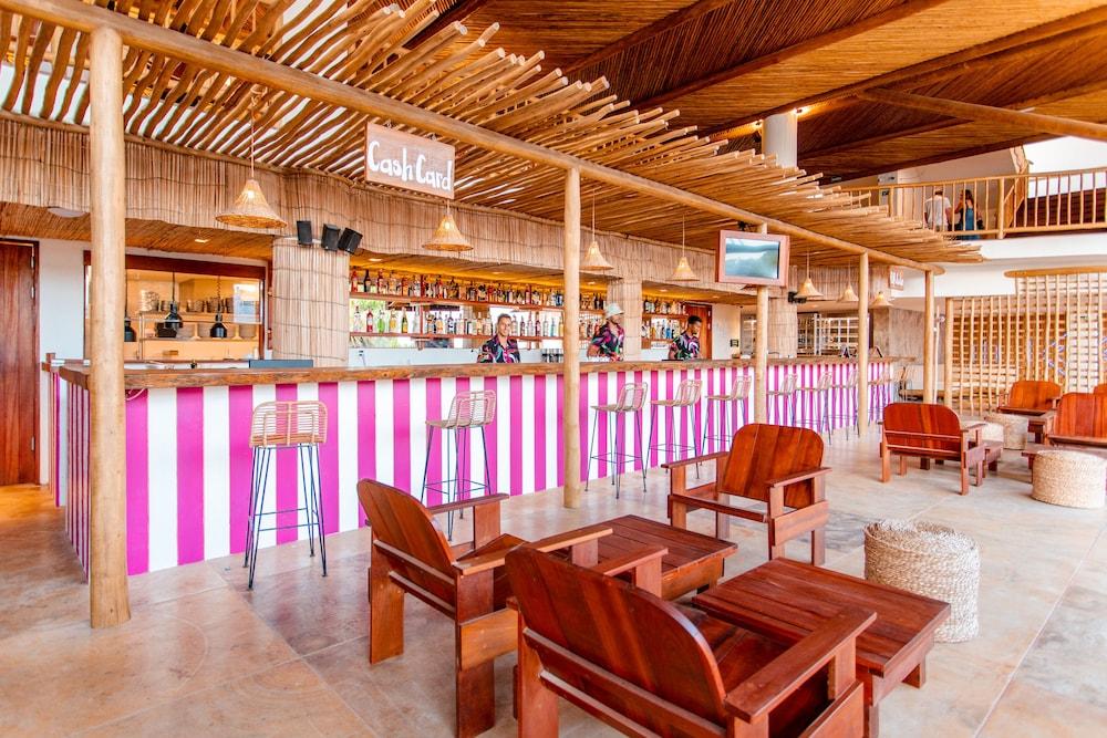 Cafe Jeri Hotel