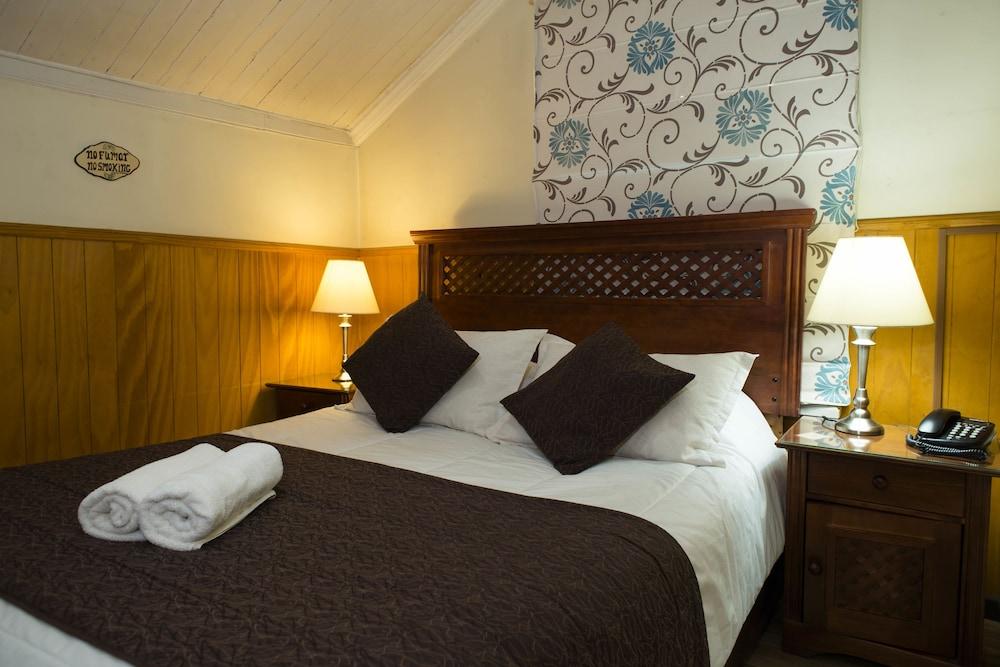 Hostal y Cabañas Borderío