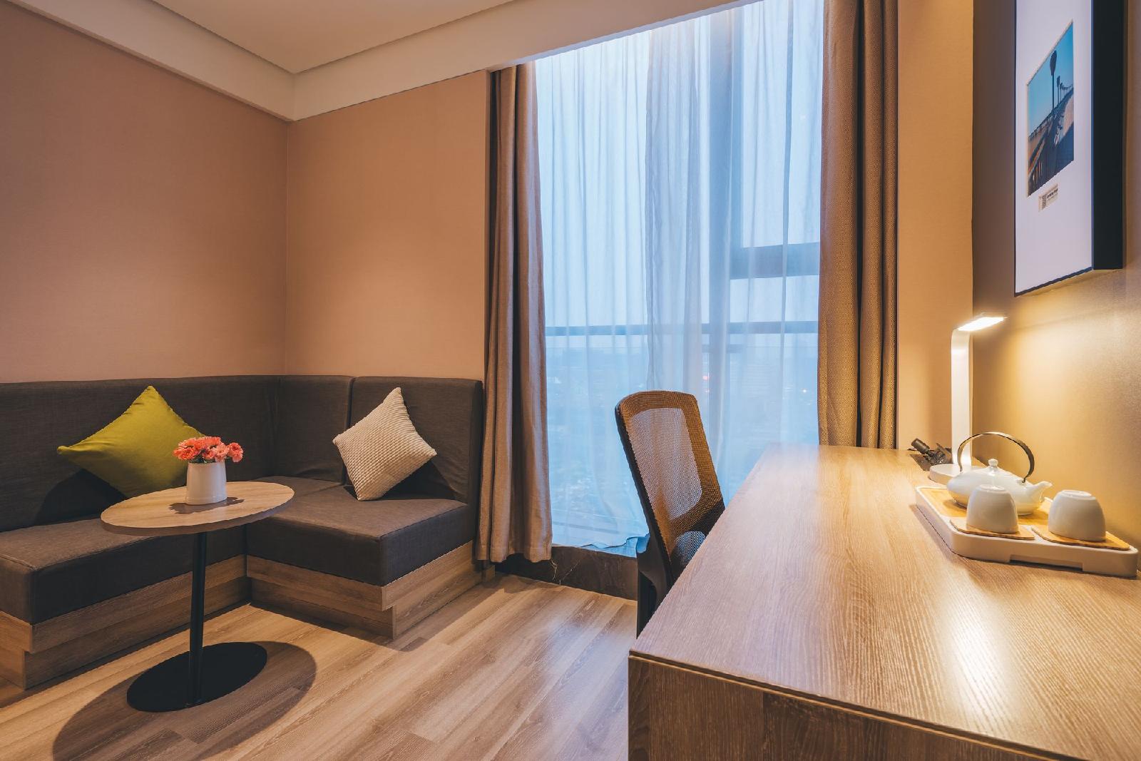 Ningbo Cbd Atour Hotel